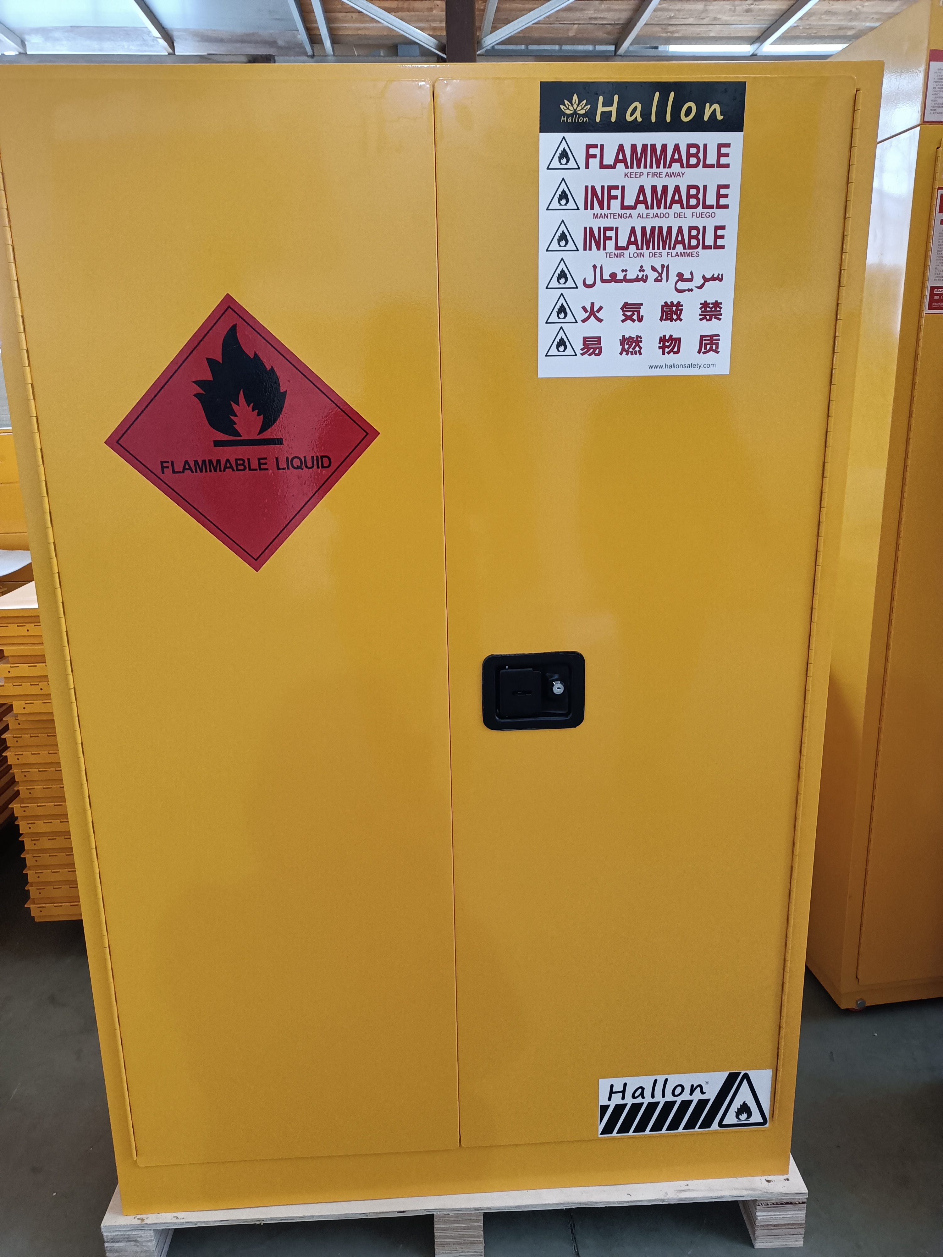 Hallon Flammable Storage Cabinet 90Gallon 340L Item HL100090Y