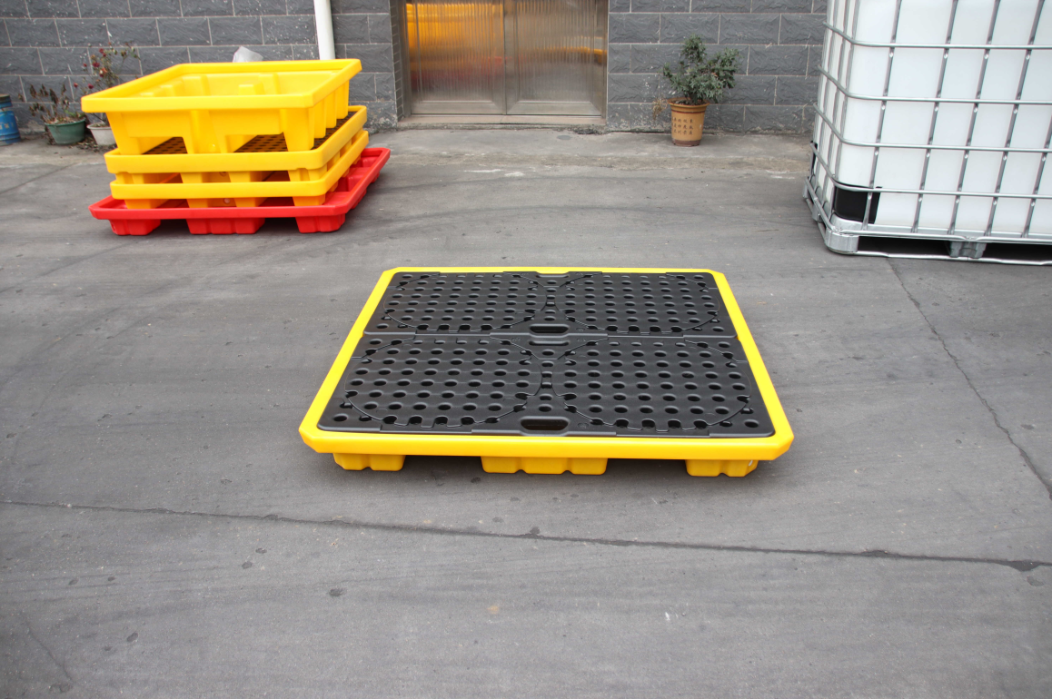 Poly Spill Containment Deck 4 drum, HL700154